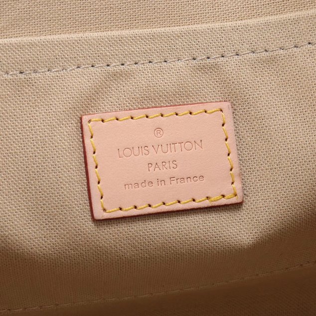 Louis vuitton original damier azur favorite mm N41275 white