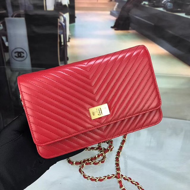 CC original caviar leather woc chain bag 33814-6 red