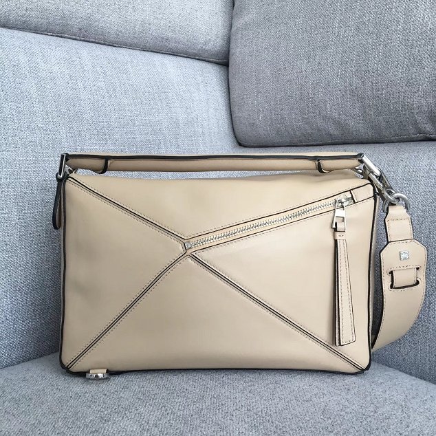 Loewe original calfskin medium puzzle bag A510P49 beige
