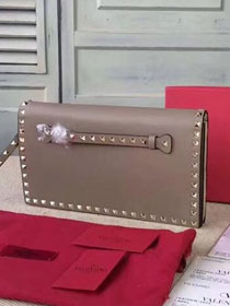 Valentino original calfskin rockstud clutch 0399 apricot