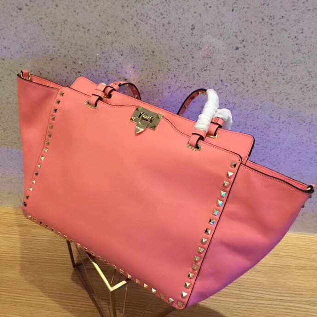 Valentino original smooth calfskin rockstud large tote bag 0970 pink