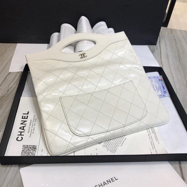 2019 CC original calfskin 31 pouch A70520 white