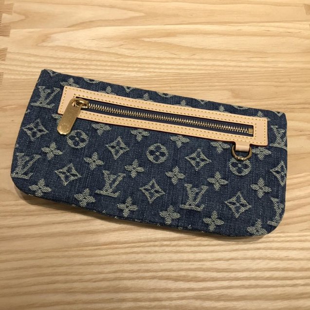 2019 Louis vuitton original denim clutch purse M44472 blue
