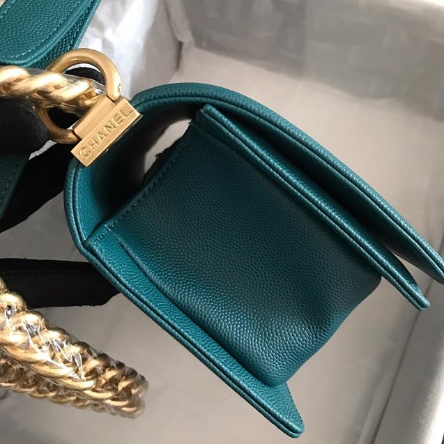 2019 CC original grained calfskin boy handbag A67085 emerald