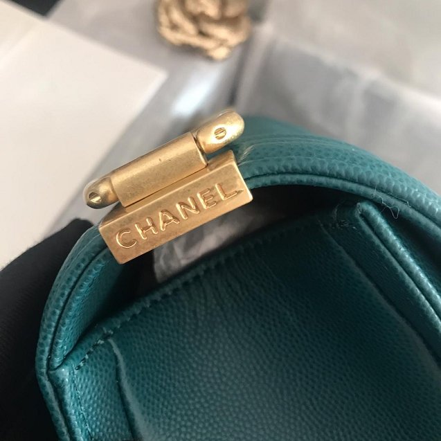 2019 CC original grained calfskin boy handbag A67086 emerald