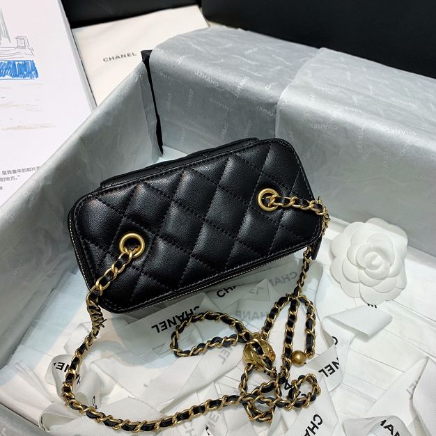 CC original lambskin small vanity with chain AP1341 black