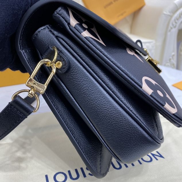 Louis vuitton original calfskin pochette metis M45773 black