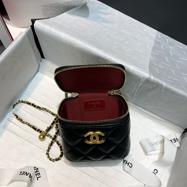 CC original calfskin small vanity with chain AP2292 black