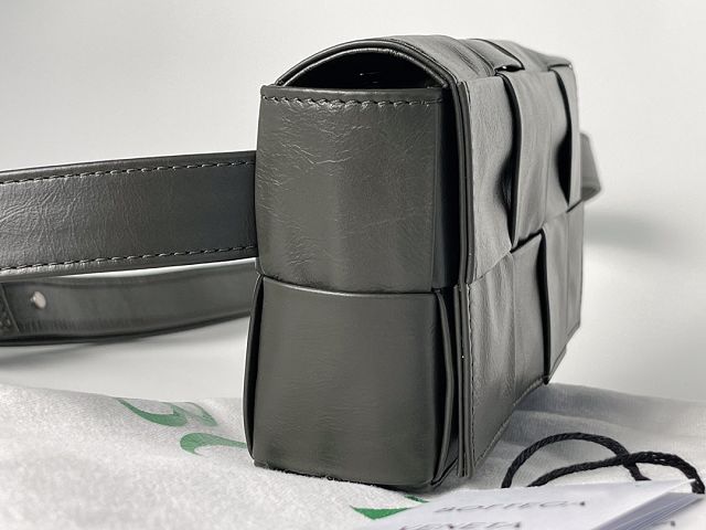 BV original paper calfskin cassette belt bag 651053 dark green