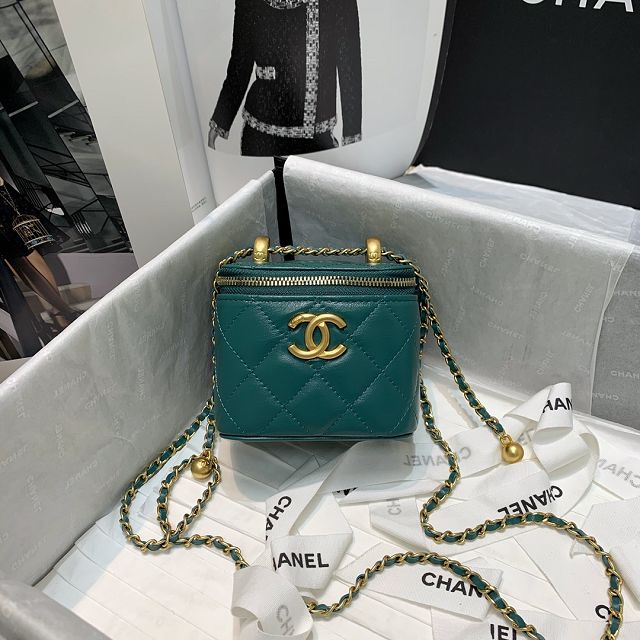 CC original calfskin small vanity with chain AP2292 green