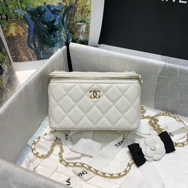 CC original lambskin vanity with chain AP2293 white