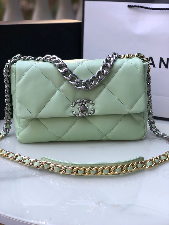 CC original lambskin 19 medium flap bag AS1161 light green