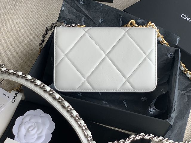 CC original lambskin 19 wallet on chain AP0957 white