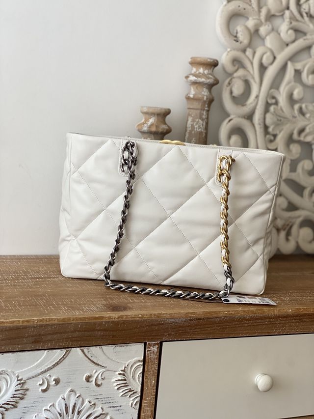 CC original lambskin 19 shopping bag AS3660 white