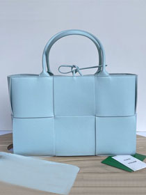 BV original grained calfskin medium arco tote bag 609175 pale blue