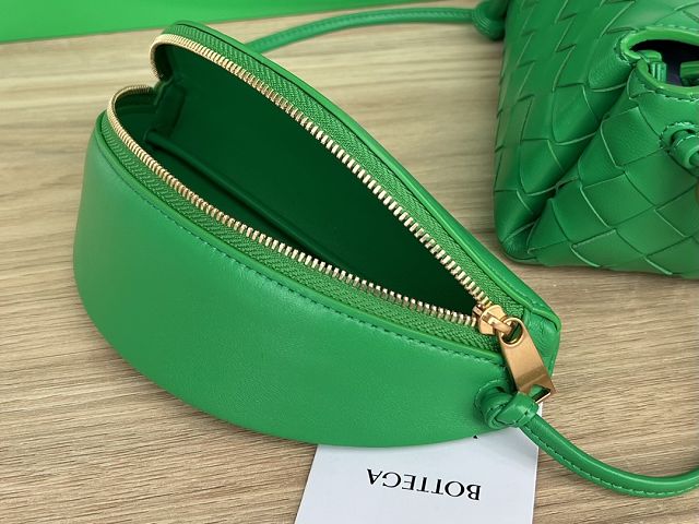 BV original lambskin pouch on strap 717429 parakeet