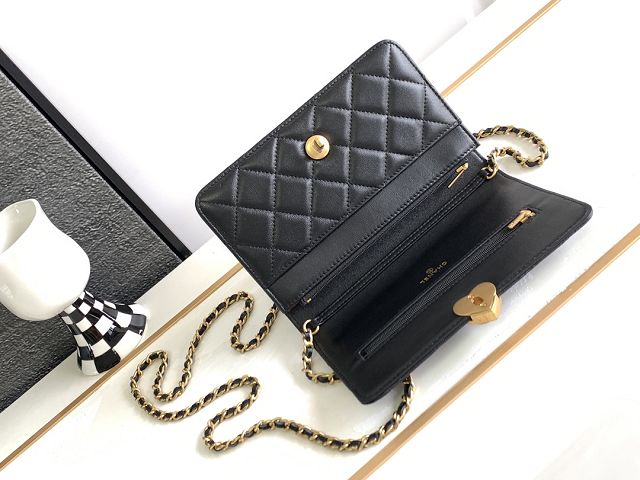 CC original lambskin wallet on chain AP3285 black