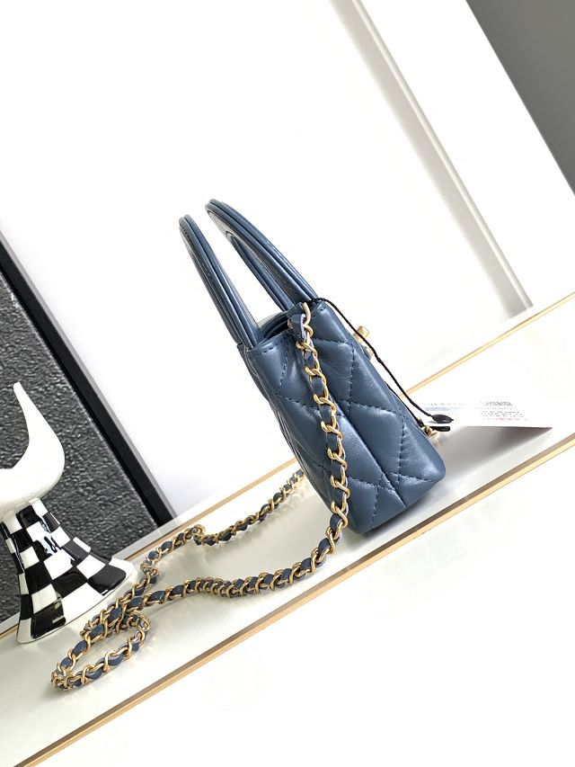 CC original aged calfskin clutch with chain AP3435 blue