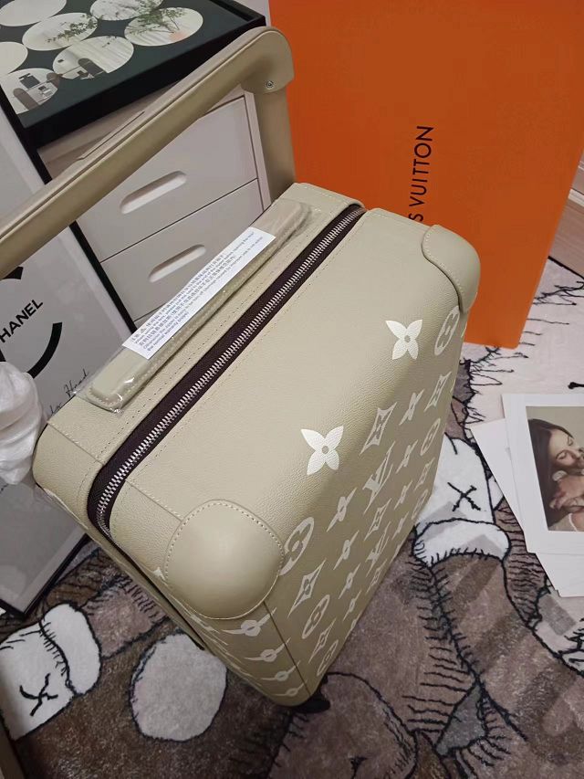 Louis vuitton original calfskin horizon 55 rolling luggage M10255 khaki