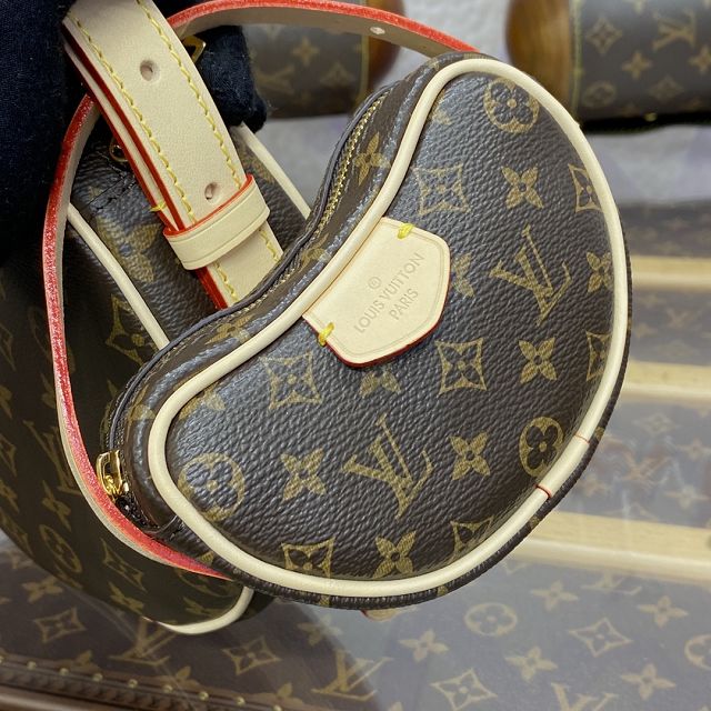 2024 Louis vuitton original monogram canvas croissant MM handbag M46828 