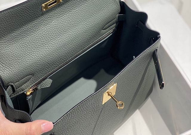 Hermes original togo leather kelly 32 bag K32-1 vert amande