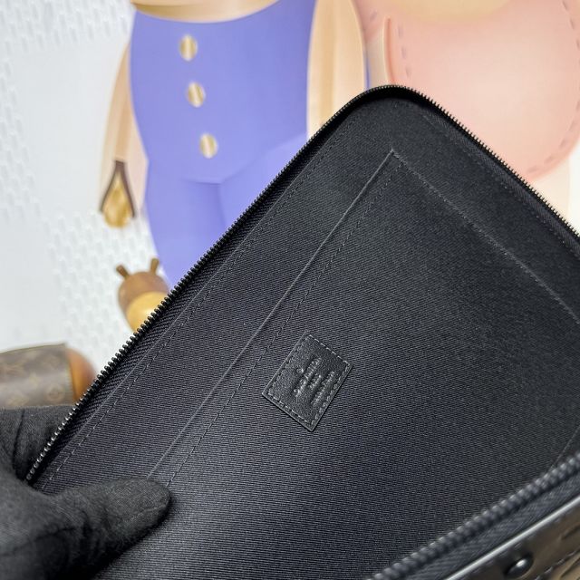 Louis vuitton original monogram calfskin pochette jour M82080 black