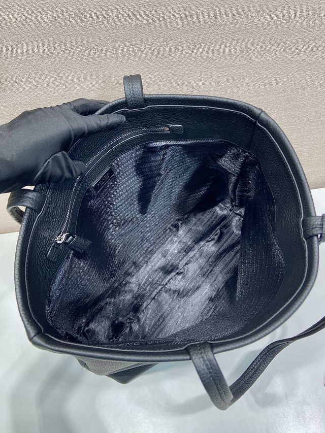 Prada original calfskin large tote bag 2VG130