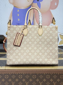 Louis vuitton original meowgram canvas onthego MM M15136