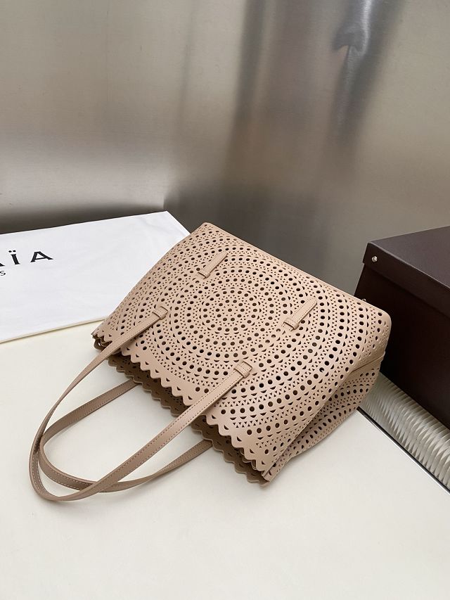 Alaia original vienne wave calfskin mina 32 bag AL0007 desert