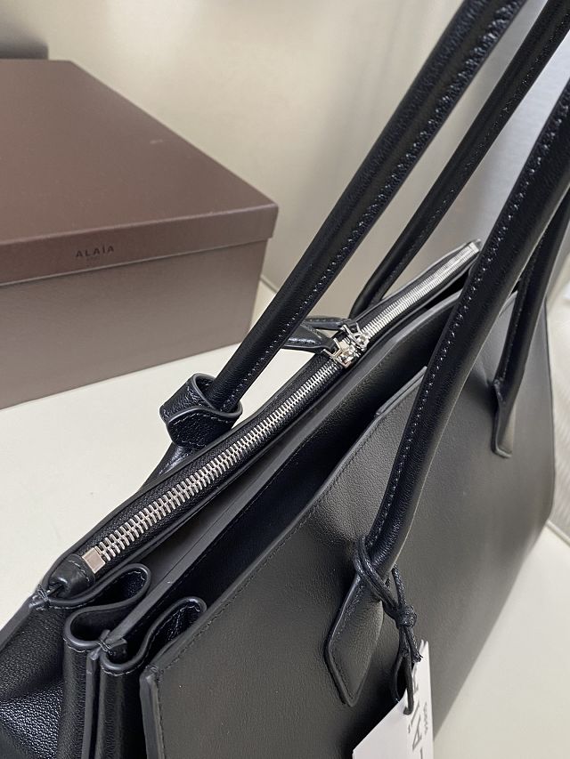 Alaia original calfskin teckel large tote bag AL0013 black