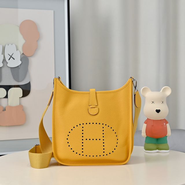 Hermes original togo leather evelyne pm shoulder bag E29 amber