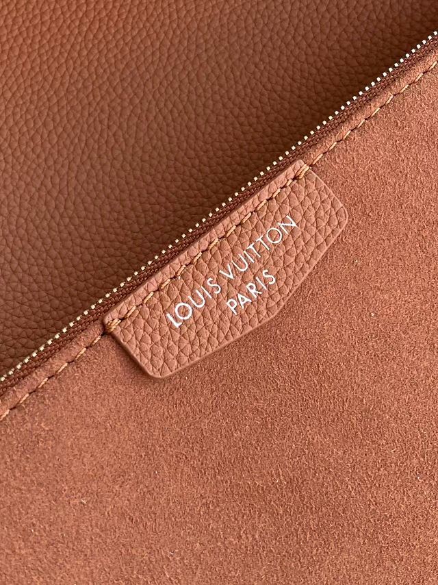 Louis vuitton original calfskin reversible verso hobo bag M26745 tan