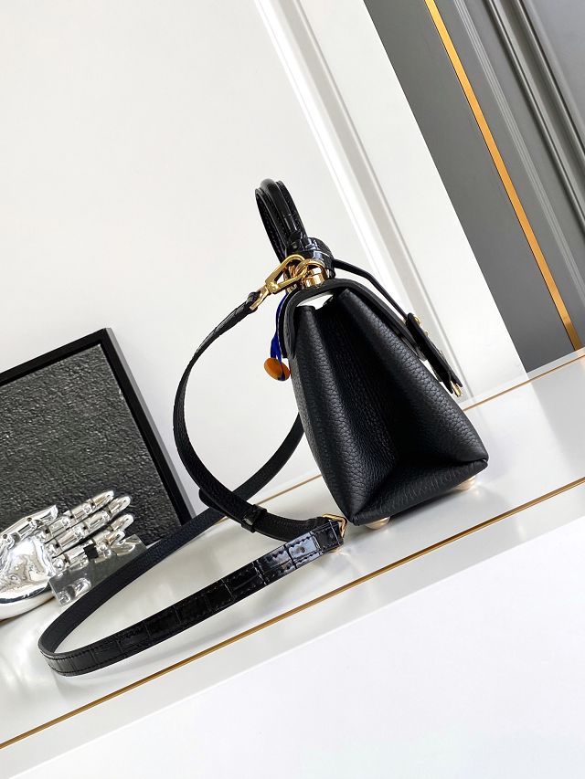 Louis vuitton original calfskin rose des vents mini handbag m86011 black