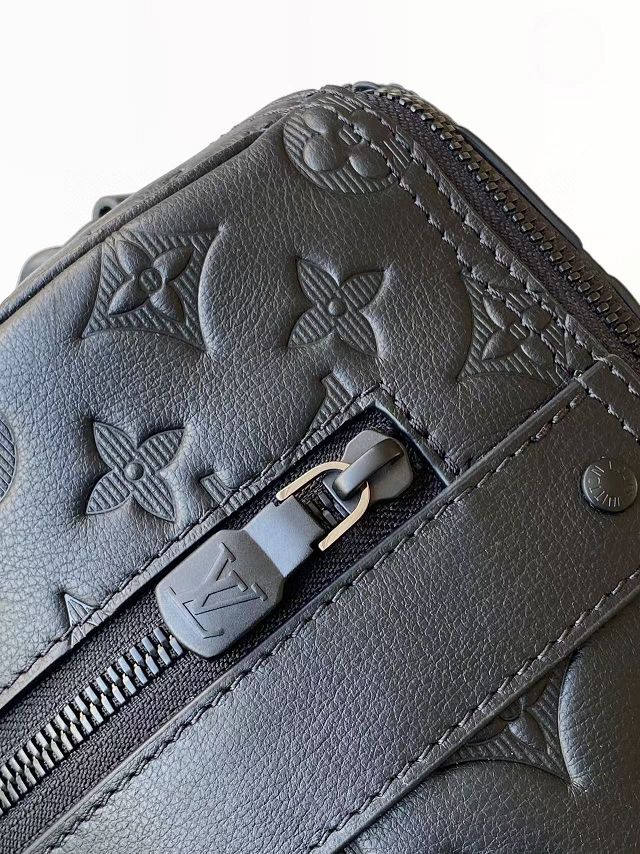 Louis vuitton original calfskin city keepall M26750 black