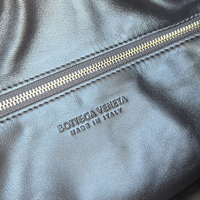 BV original calfskin large hop bag 803976 fondant