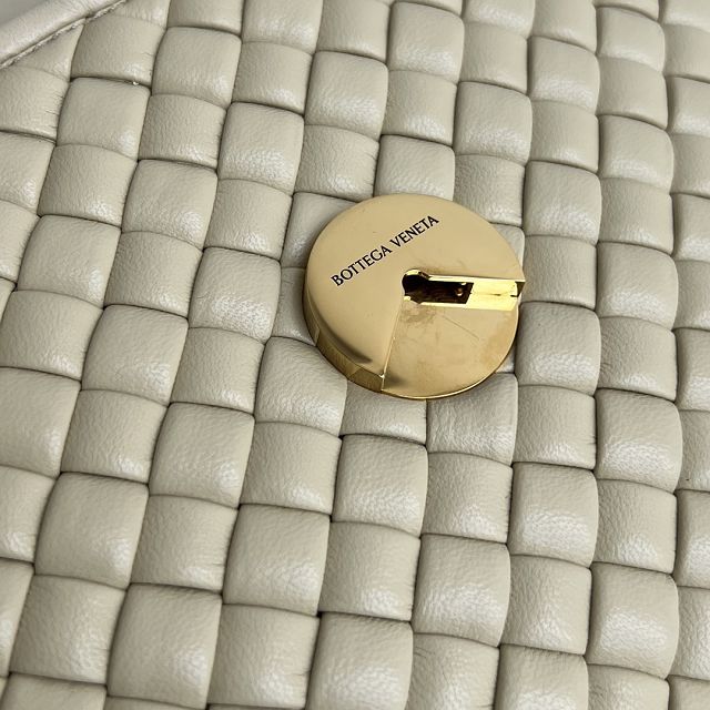 BV original lambskin patti top handle bag 776783 porridge