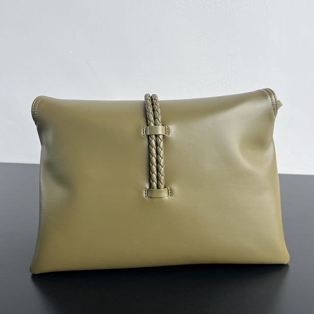 BV original calfskin medium liberta bag 806034 seaweed