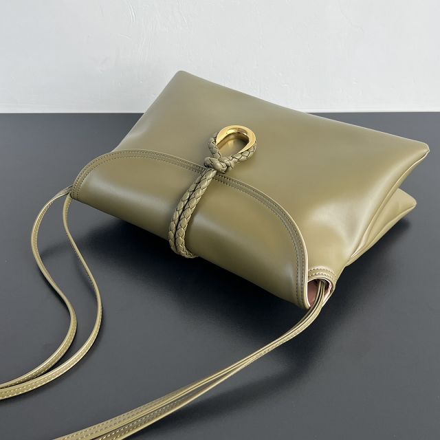 BV original calfskin medium liberta bag 806034 seaweed