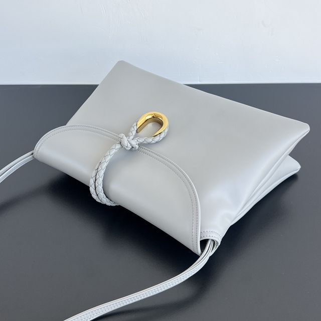 BV original calfskin medium liberta bag 806034 sterling