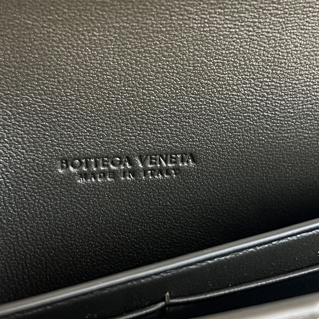 BV original lambskin andiamo long clutch 741511 khaki