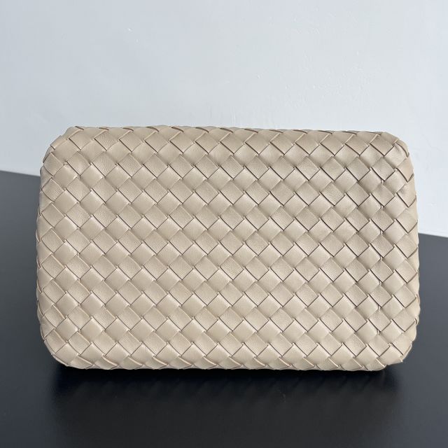 BV original lambskin large parachute shoulder bag 796571 ecru