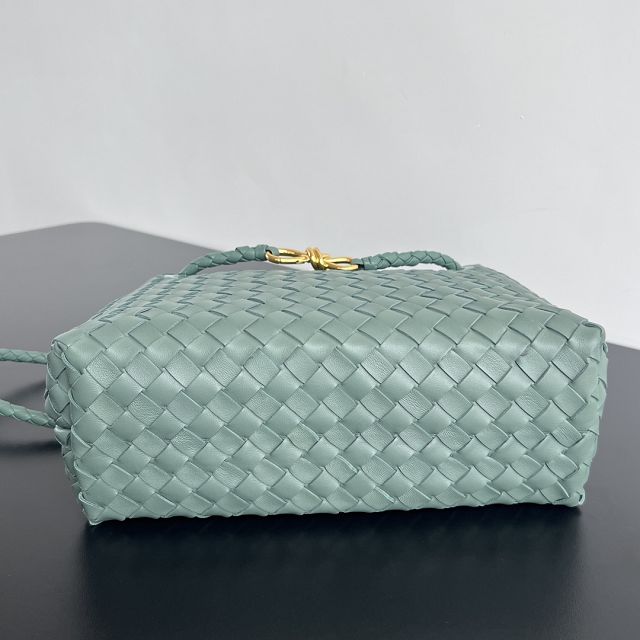 BV original lambskin small andiamo 743568 aloe