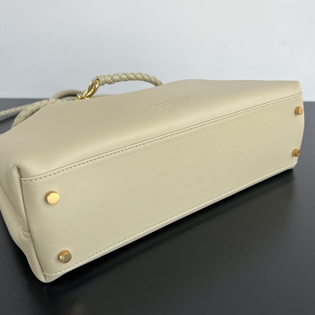 BV original calfskin medium andiamo bag 810214 sea salt