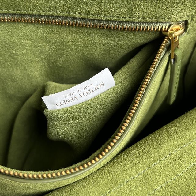 BV original calfskin medium ciao ciao bag 817231 matcha