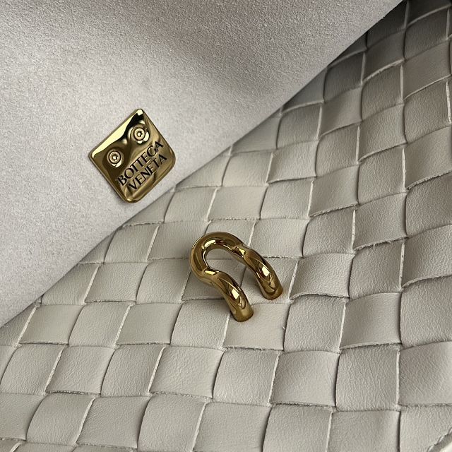 BV original calfskin medium ciao ciao bag 817231 sea salt