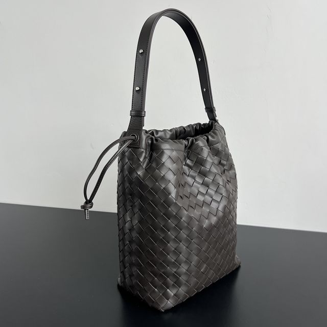 BV original lambskin biblioteca bucket 836020 fondant