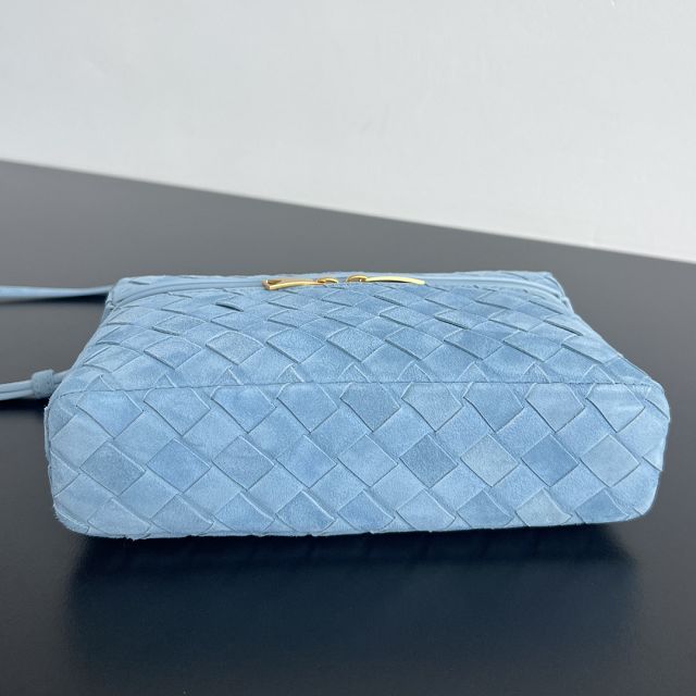 BV original suede bang bang vanity case 789109 light blue